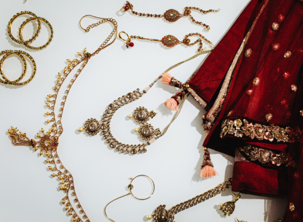 Beauty Beyond Borders Exploring the Global Influence of Artificial Jewelry Trends
