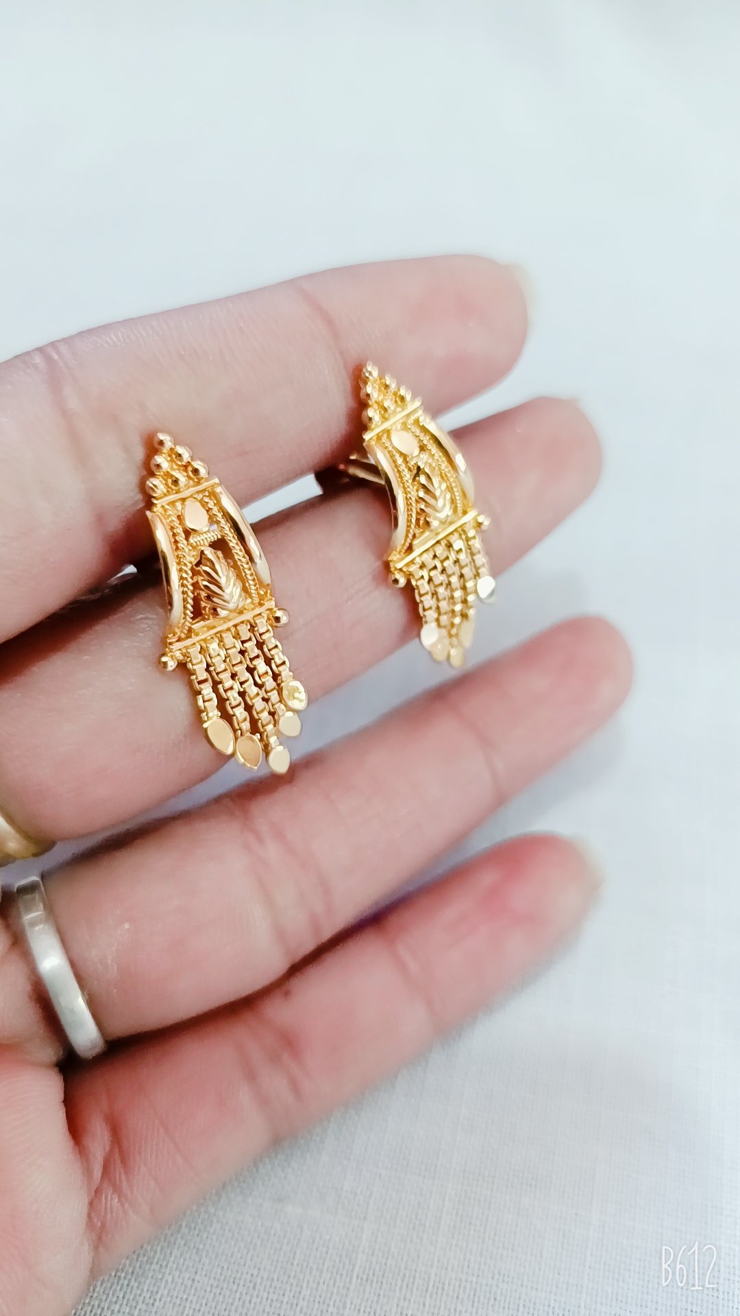 B612_20220227_102512_260